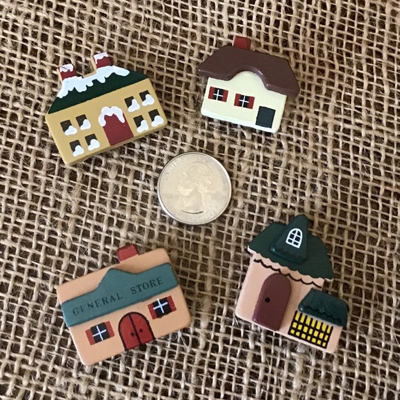 Vintage hand painted wooden button covers - Picture 8 of 8